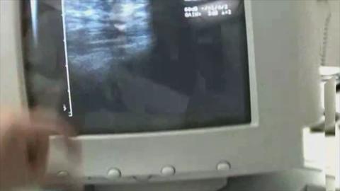 10528